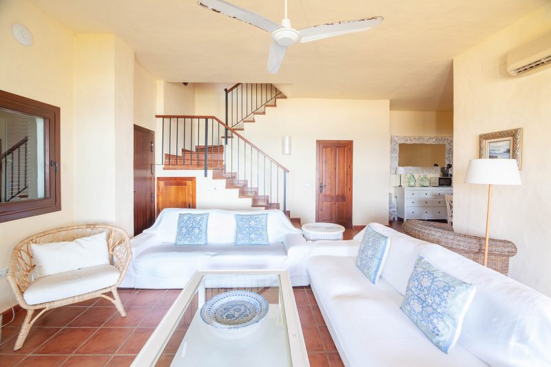 Villa de lujo con salida privada a la playa (16 pax) - Imagen 11